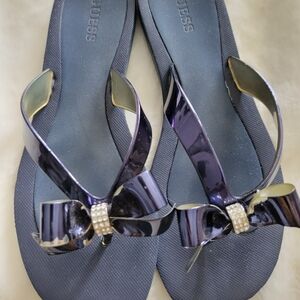 GUESS Purple Jelly Bow Flip Sandals with Rhinestone Detail